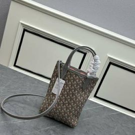 Picture of Goyard Lady Handbags _SKUfw143500093fw